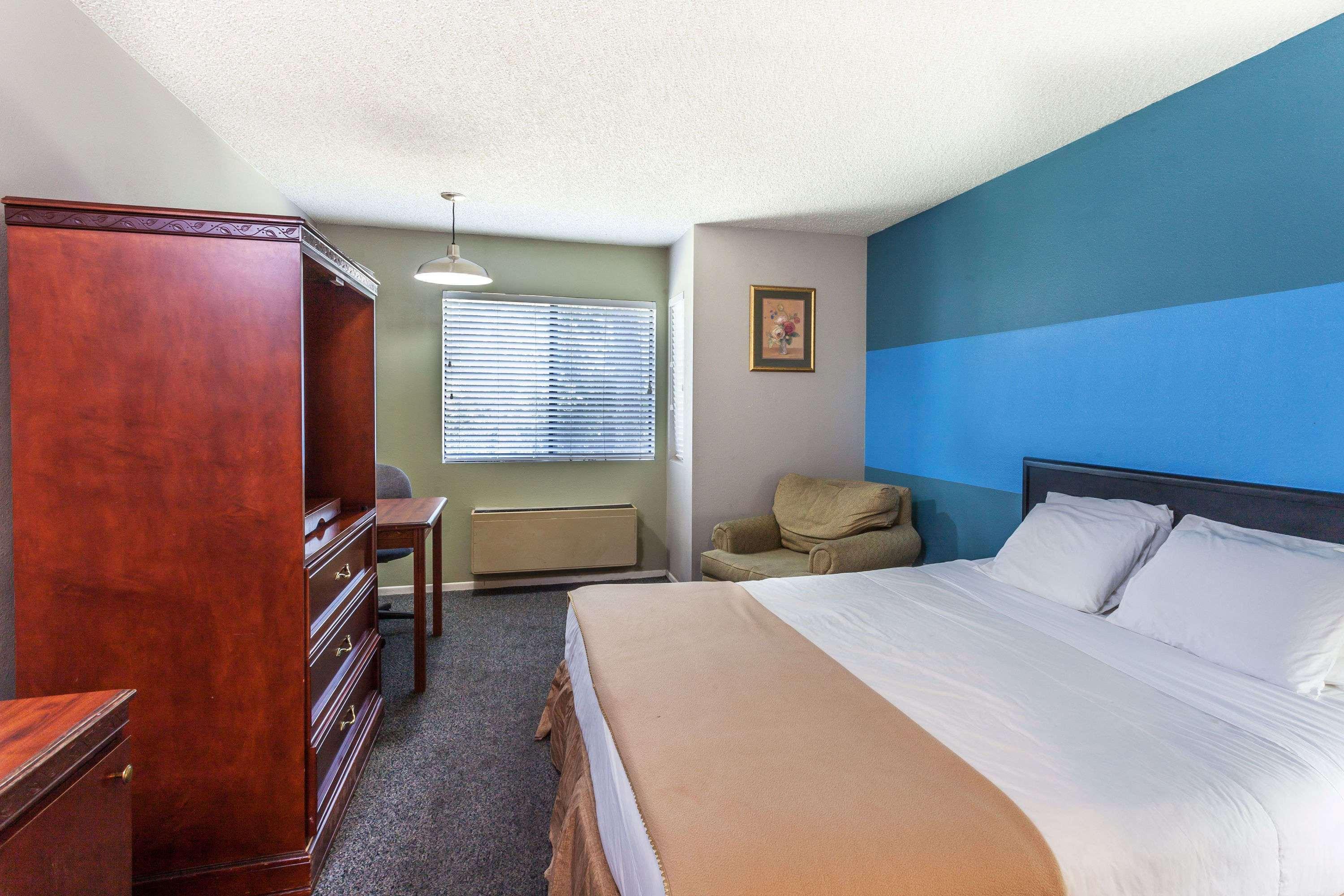 Travelodge by Wyndham Big Bear Lake CA Eksteriør billede