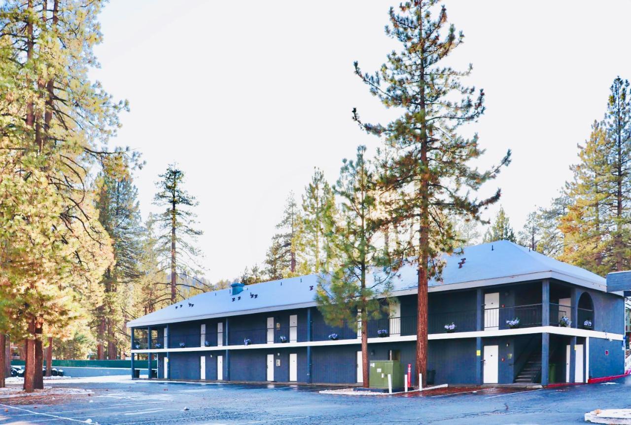 Travelodge by Wyndham Big Bear Lake CA Eksteriør billede